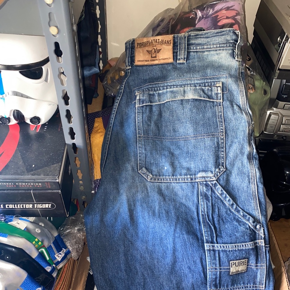 Pure Playaz Shorts 34x 13” Used  button is missing